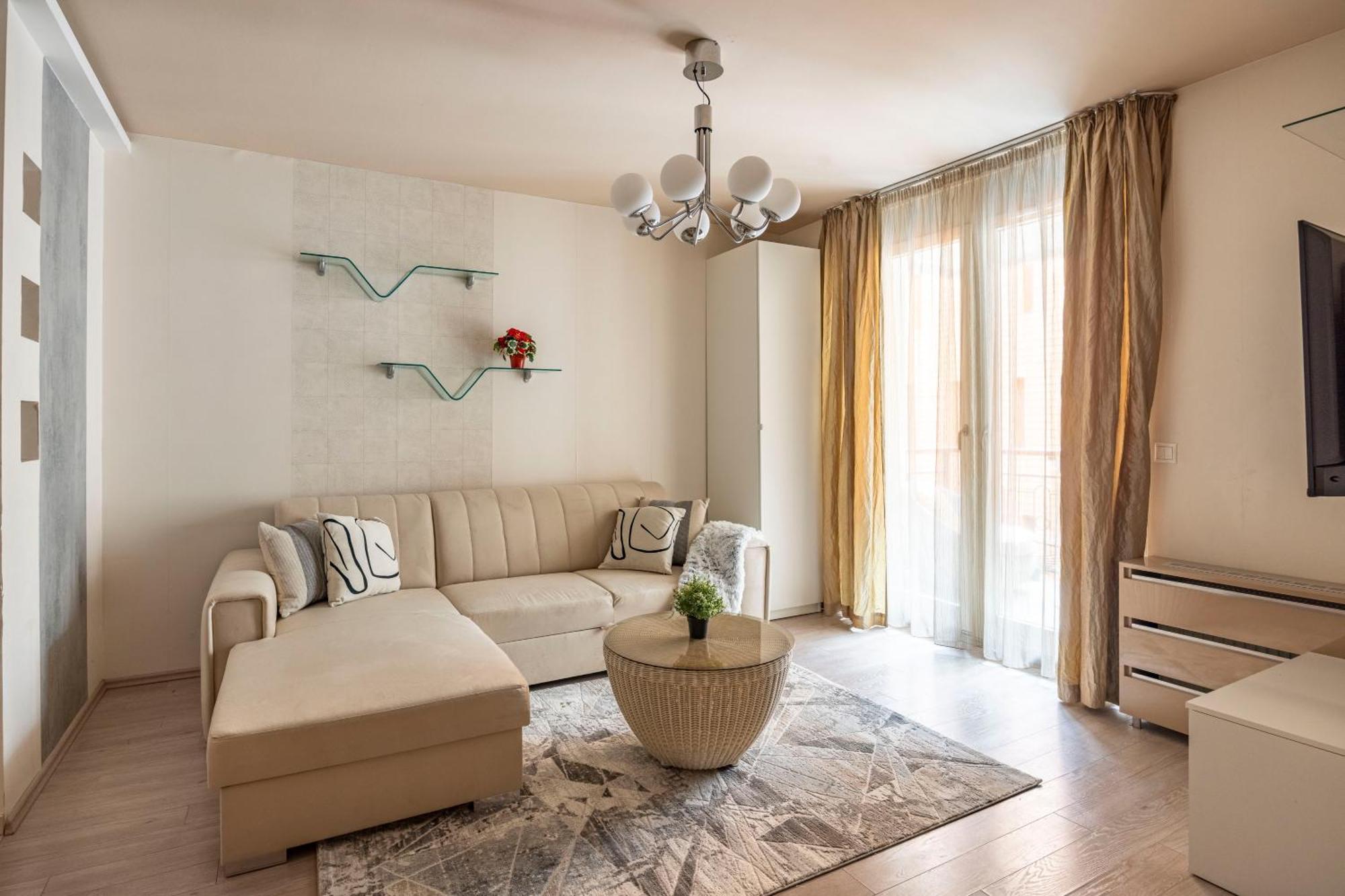 Exclusive Central Suite With Balcony By Prestige Homes Budapest Luaran gambar