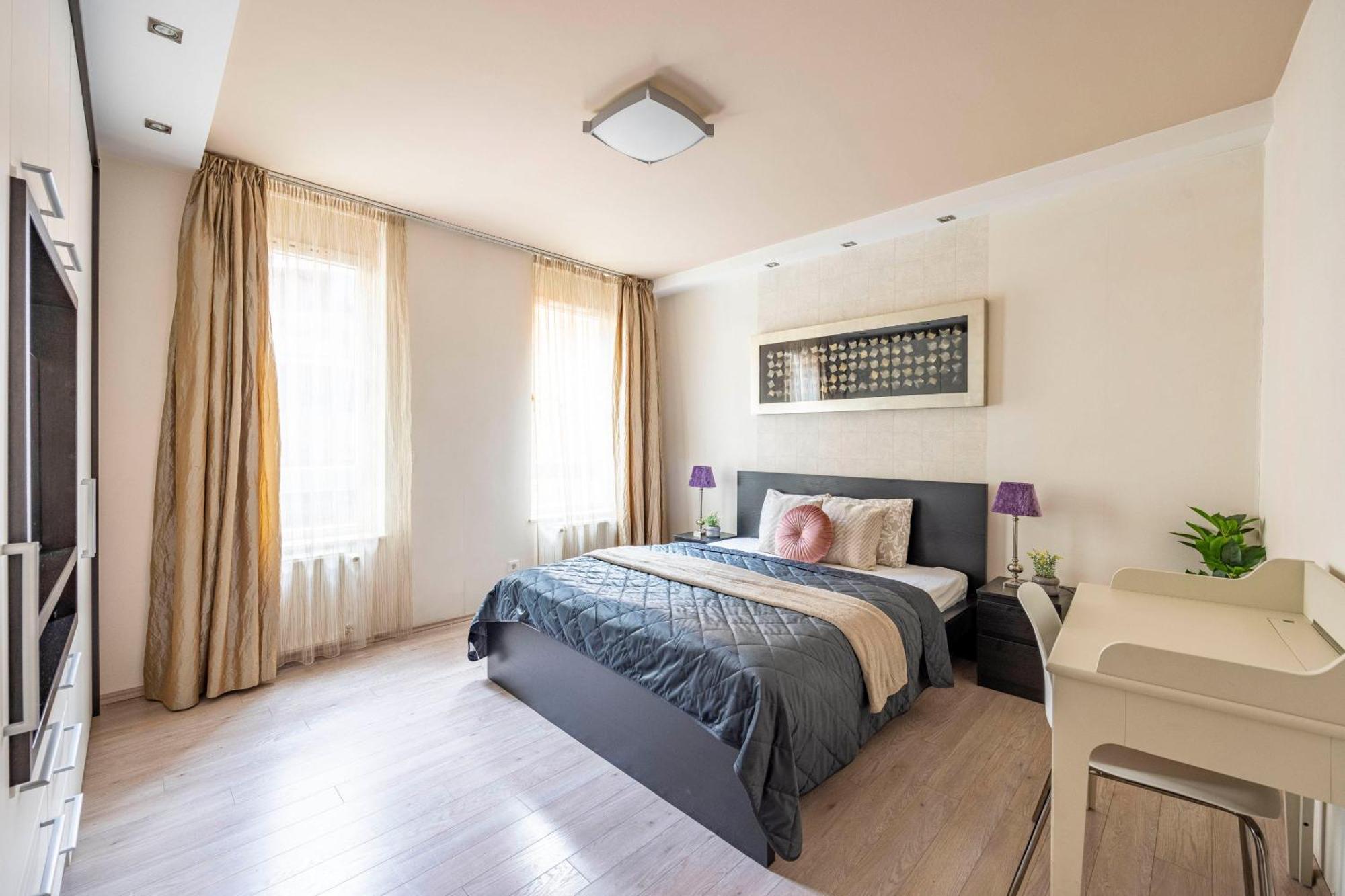 Exclusive Central Suite With Balcony By Prestige Homes Budapest Luaran gambar
